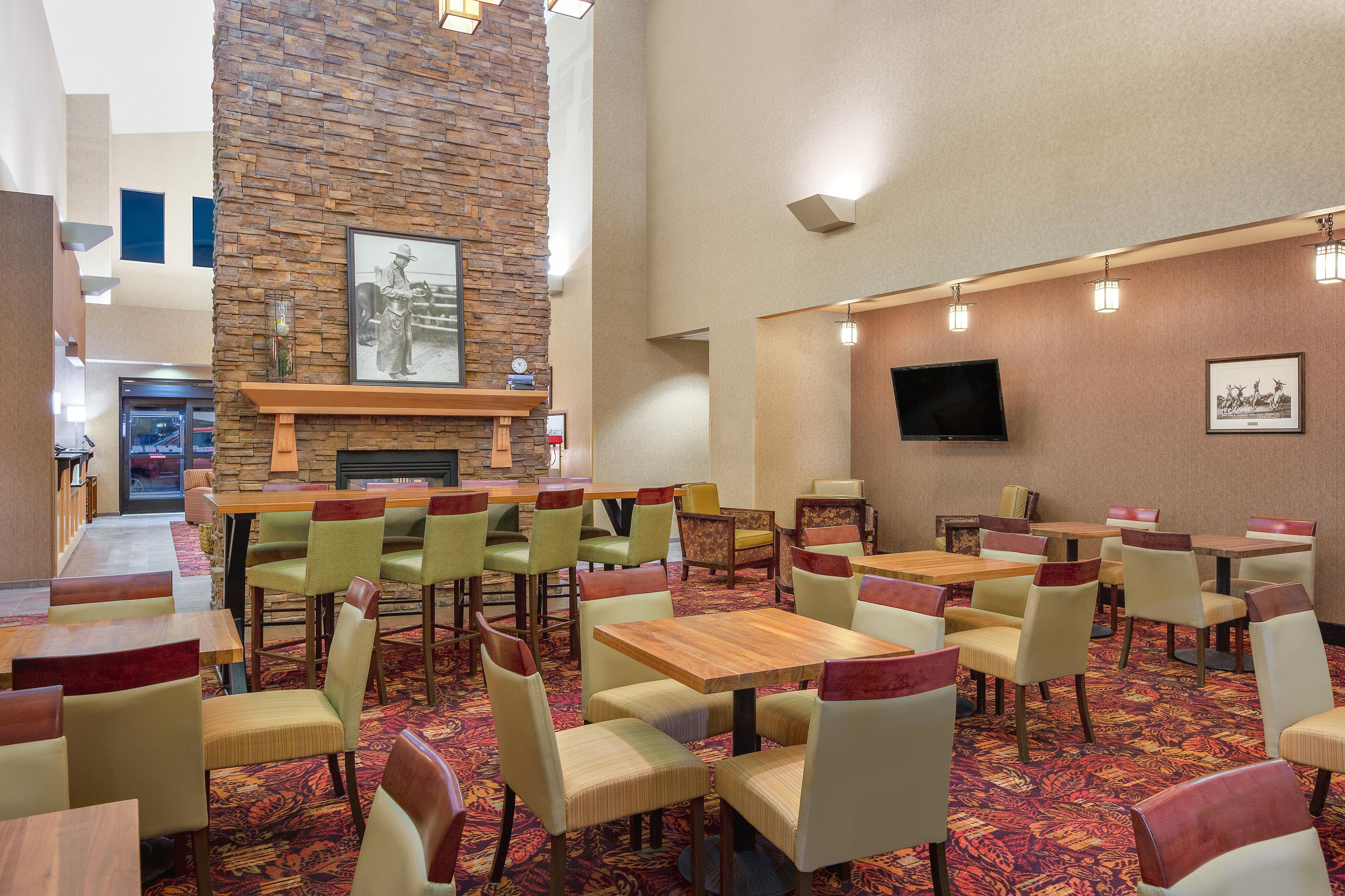 Holiday Inn Express Hotel & Suites Gillette By Ihg Buitenkant foto