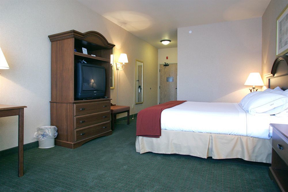 Holiday Inn Express Hotel & Suites Gillette By Ihg Buitenkant foto